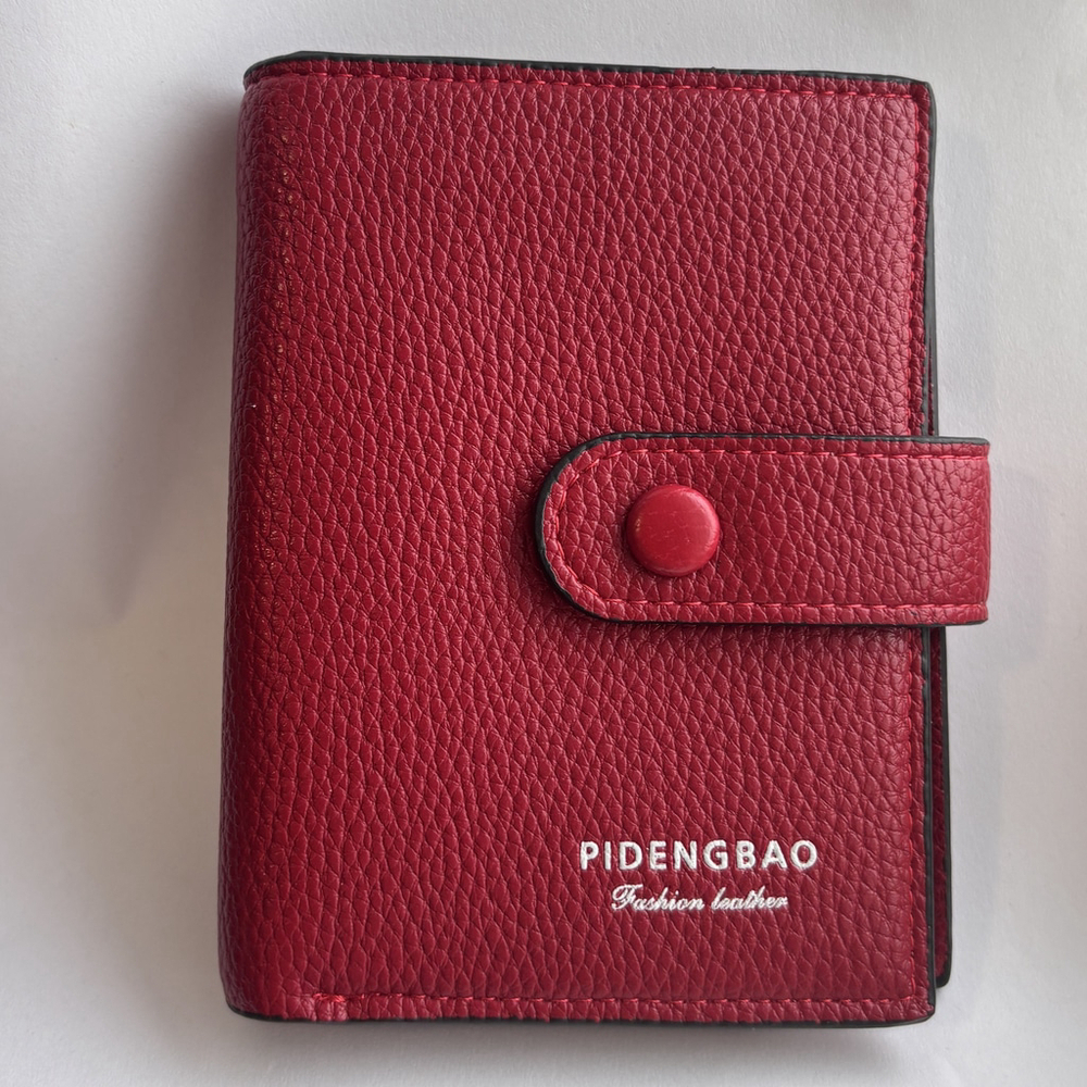 Red Faux Leather Pebbled Texture Card Holder/Wallet w/ Snap Closure NWT